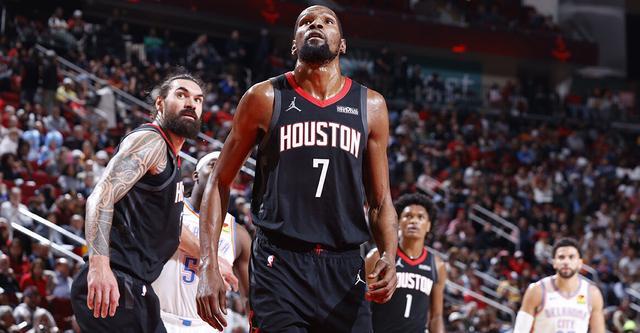 开云下载-杜兰特：错失了不少好机会 我本该用投篮带动士气